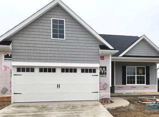 2447 Cross Ridge Rd, Perrysburg, OH 43551