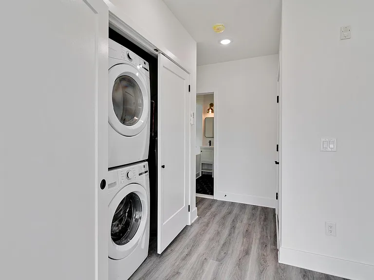 4735 Hazel Ave #3F — Photo 9