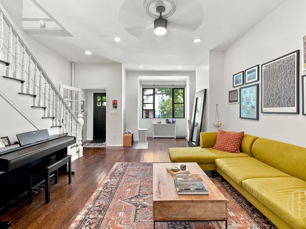 46 E 3rd St #1, Brooklyn, NY 11218