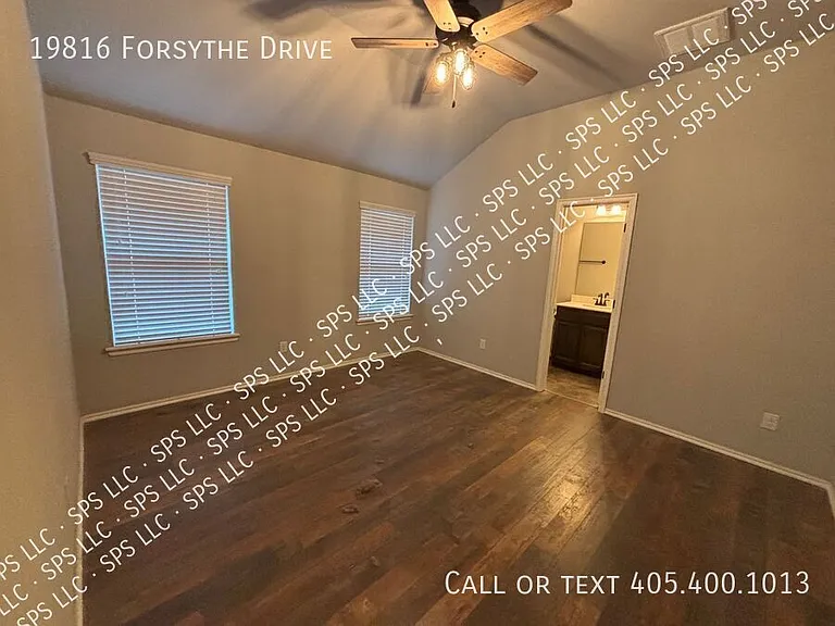 19816 Forsythe Dr — Photo 2