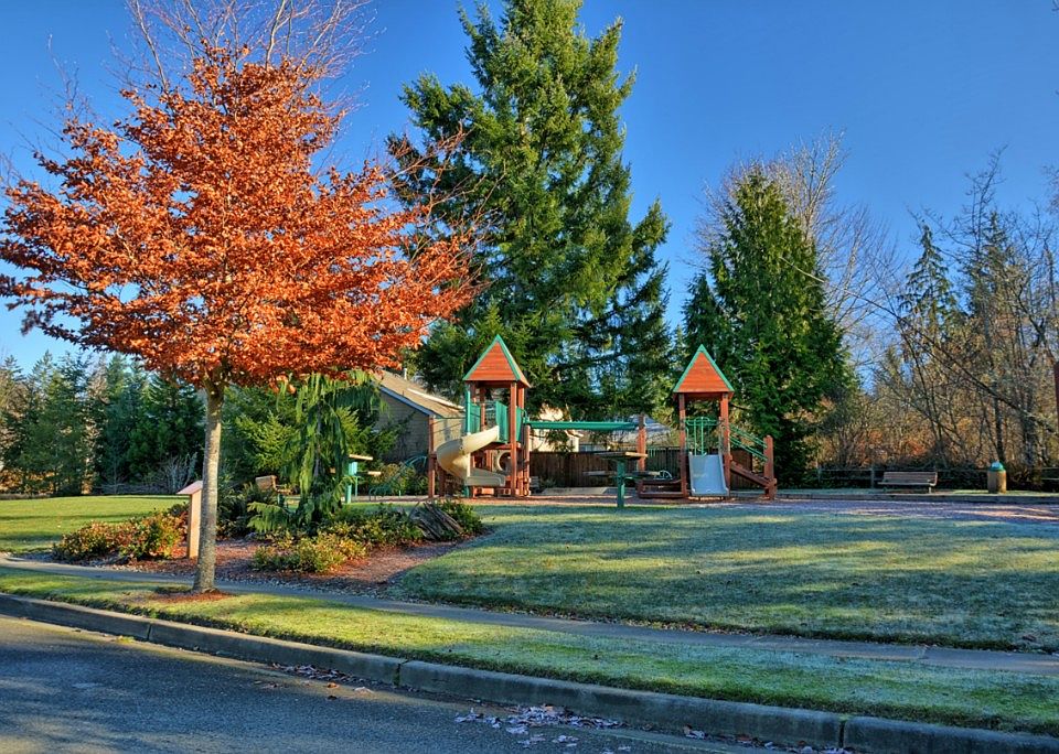 1st image of 8922 236th Ave NE