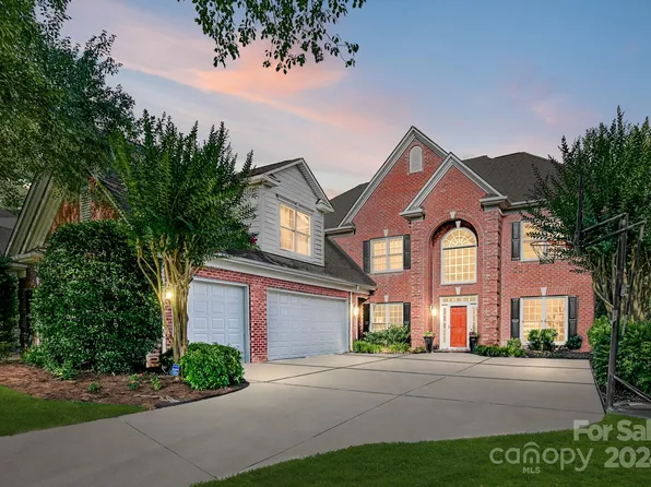 13626 Darby Chase Dr, Charlotte, NC 28277