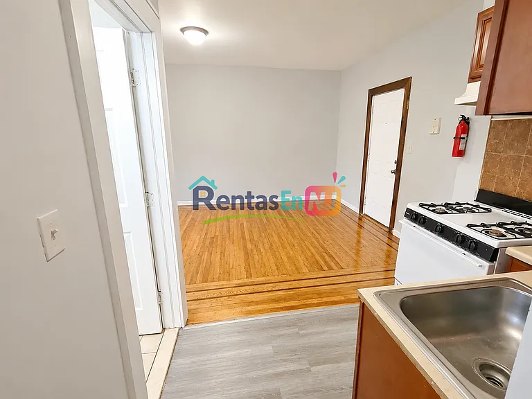 658 Sanford Ave #G1 — Photo 2