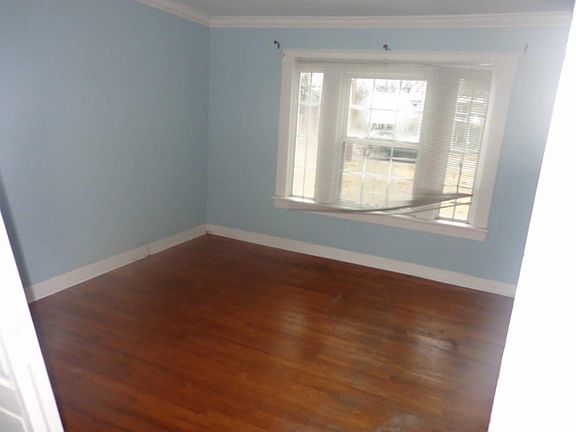 5th image of 611 S Brittain St