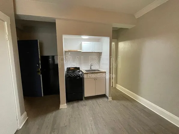 Stockbridge Apartments