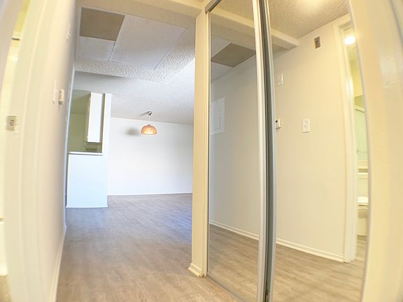 5th image of 3745 Glendon Ave #105A