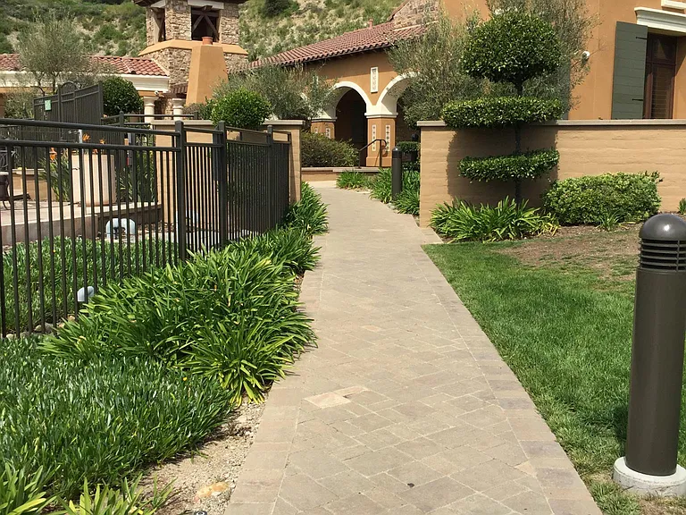 2909 Villas Way — Photo 10