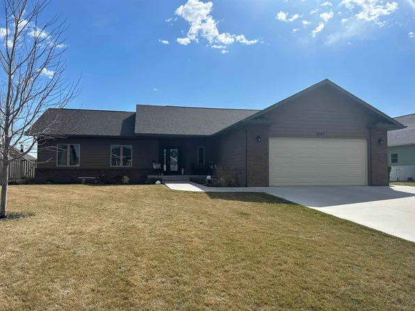 4240 Sweetwood Dr., North Platte, NE 69101