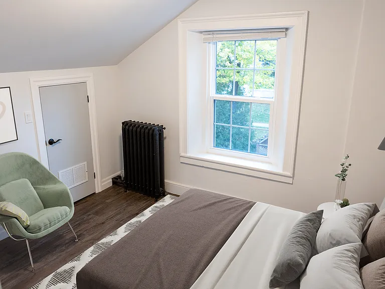 2014 Edinburgh Dr — Photo 23
