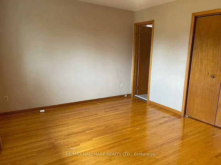 227 Elgin Mills Rd W — Photo 12