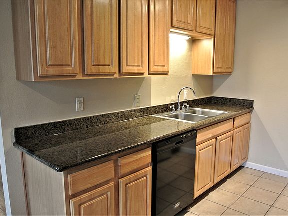 4th image of 1301 Norfolk Ave