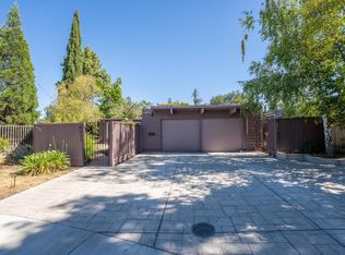 6060 Willow Grove Ln, Cupertino, CA 95014
