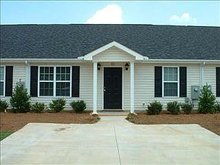 5th image of 111 Shamrock Dr
