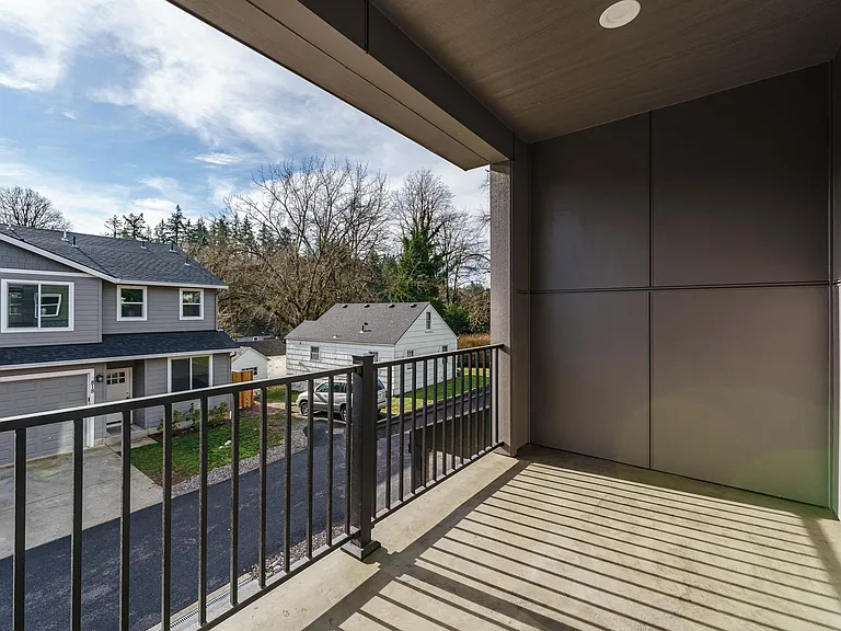 804 NW 7th Ave — Photo 16