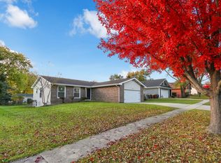 10615 Mathew St, Huntley, IL 60142