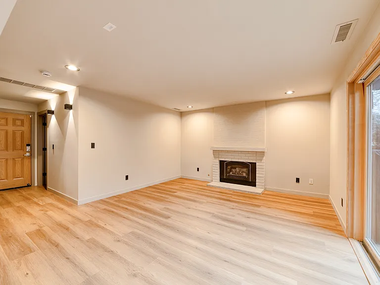 10012 SE 247th Pl — Photo 9