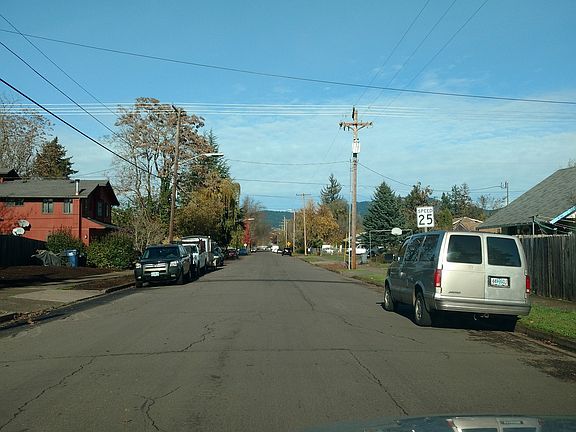 Exterior Neighborhood (street photo)