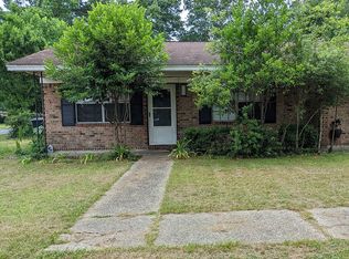 1449 E Burgess Rd APT 16, Pensacola, FL 32504