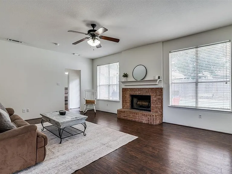 3605 Potomac Dr — Photo 10
