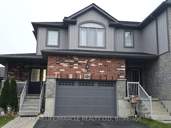 10 Meadowridge St, Kitchener, ON N2P 0E2