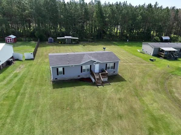 114 Paces Ln, Boston, GA 31626