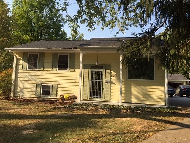 1st image of 225 S Poplar Dr