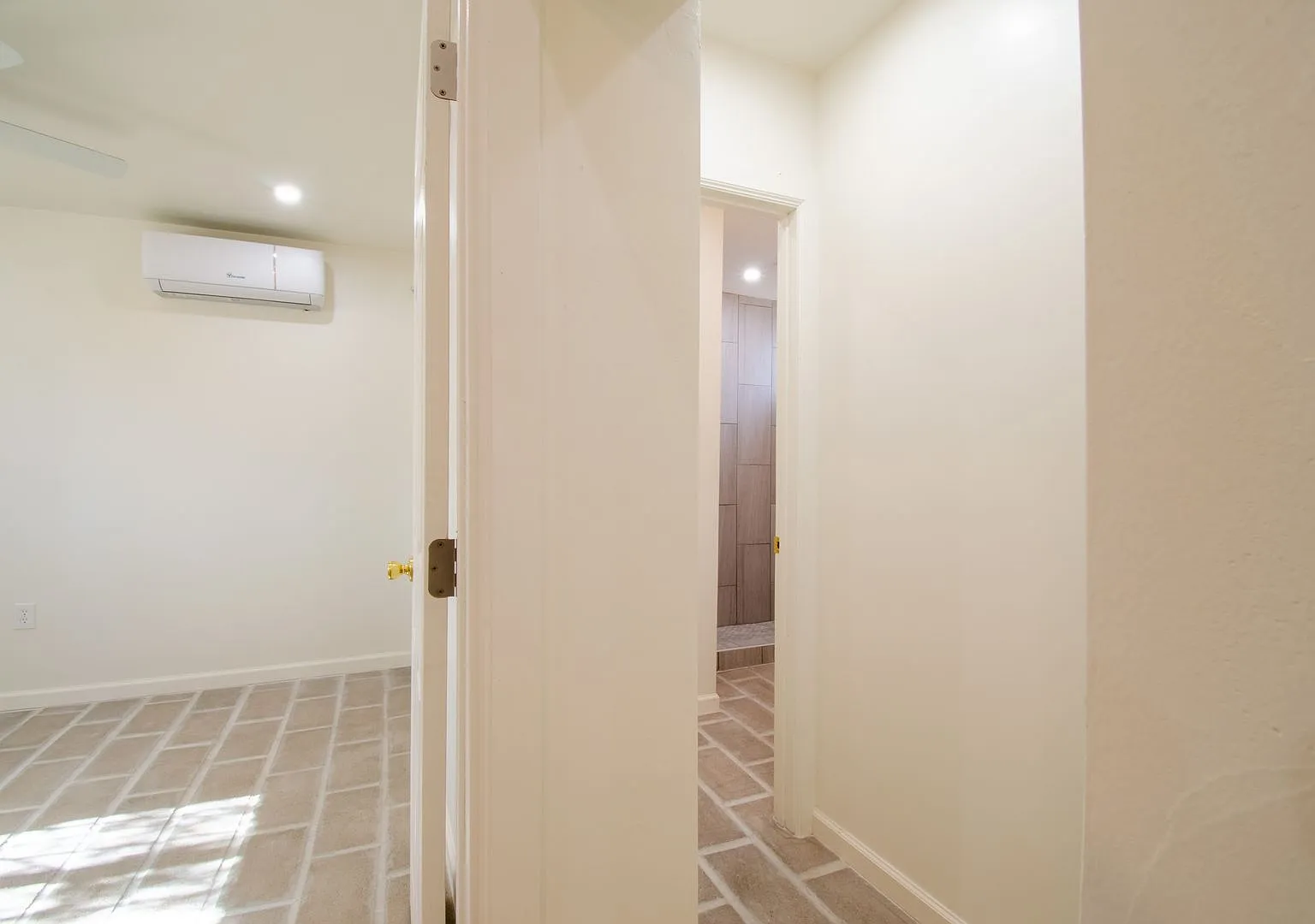 Newly Remodeled Home Near University of Arizona! — Photo 3