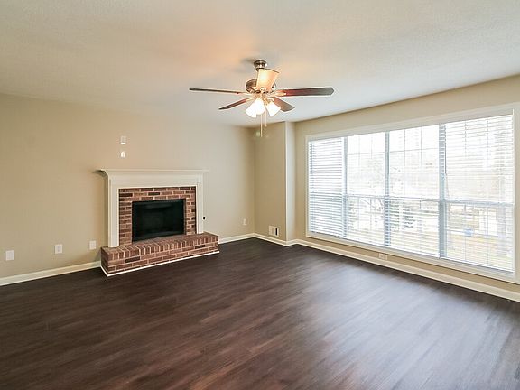 5th image of 401 Cannonball Ct