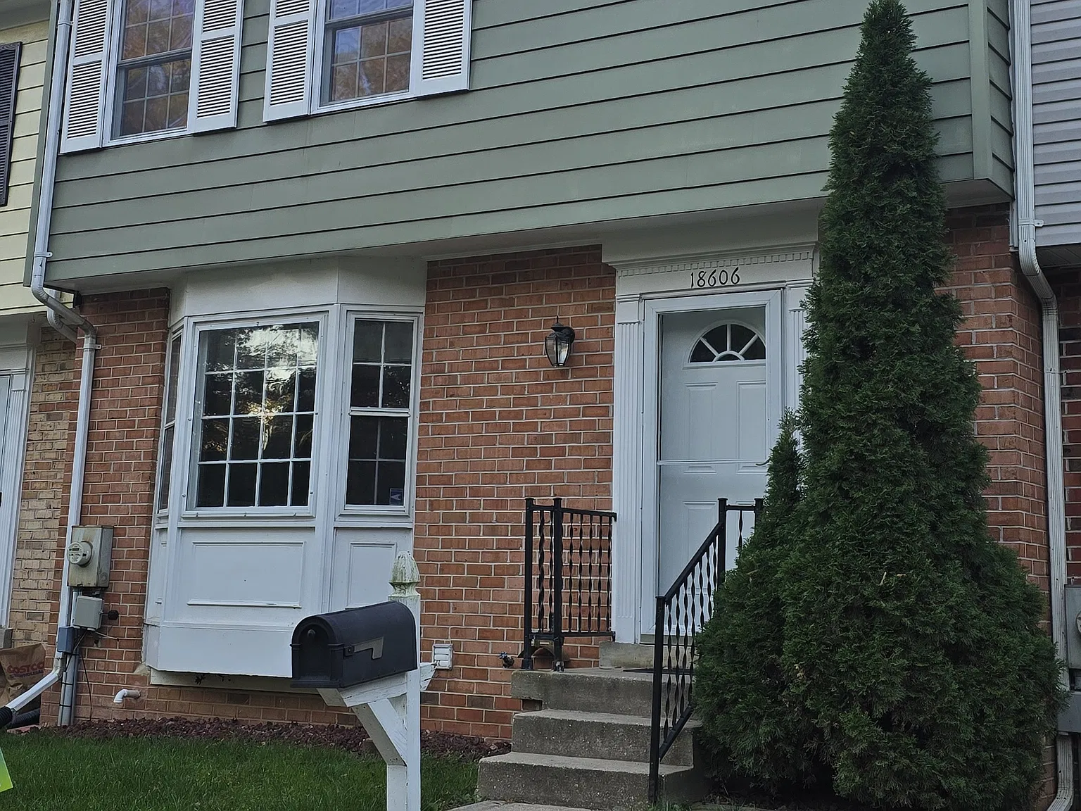 3 bed, 2.5 bath, 1288 sqft, $2,900 — Photo 1