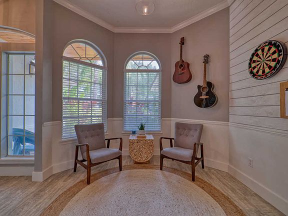 5th image of 122 Coastal Oak Cir