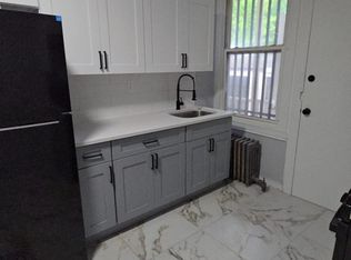 288 S 8th St #A1, Newark, NJ 07103