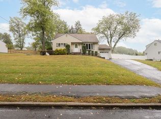 363 Gilbert Ave, Pearl River, NY 10965