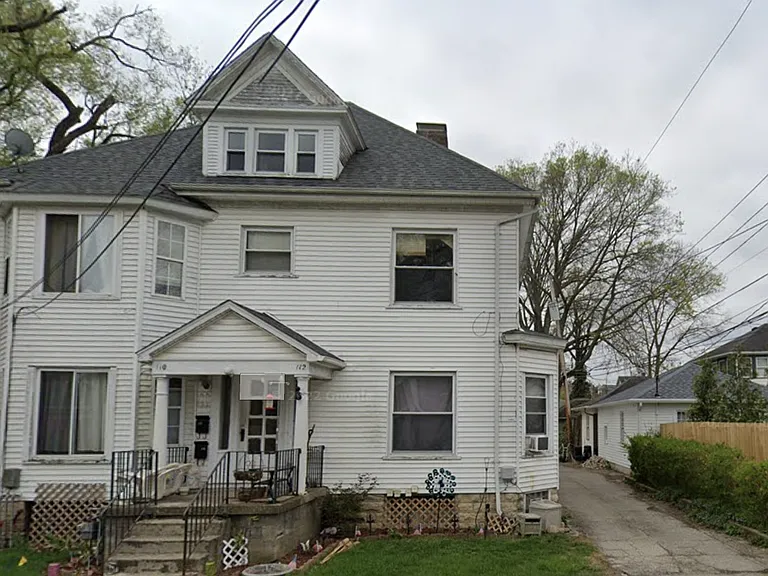 108 Drury Ln — Photo 3