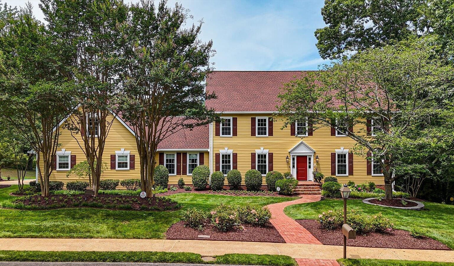 4721 Sussex Ln, Chattanooga, TN 37421 | Zillow