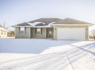 5420 S Spring Ct, Battlefield, MO 65619