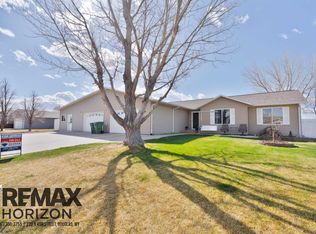 201 Bow St, Douglas, WY 82633