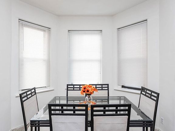 3rd image of 300 Craft Ave APT 11