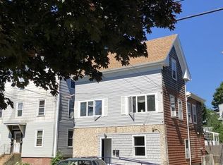 52 Friend St, Gloucester, MA 01930