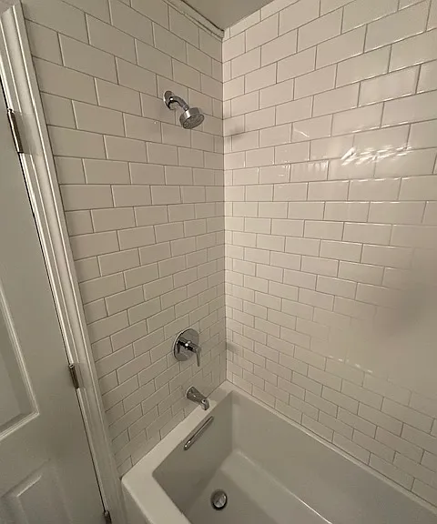 55 Leroy Ave #1 — Photo 8