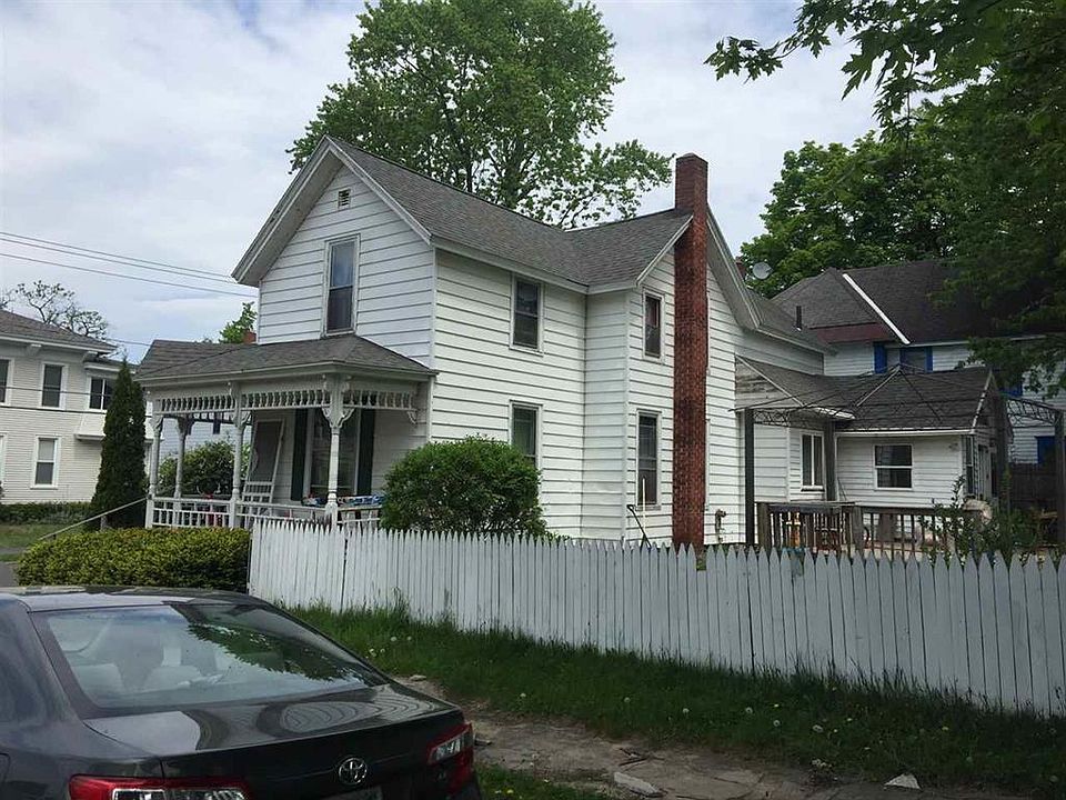 2nd image of 54 Prospect Ave