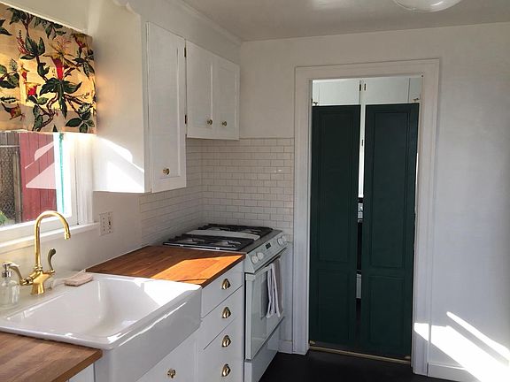 Butler's doors to the laundry room!