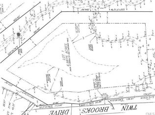 1 New Bridge Rd, New Milford, CT 06776