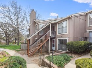 12643 W 110th Ter, Overland Park, KS 66210