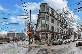 432 Norfolk St #4C