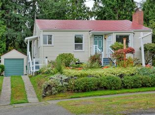 2717 NE 90th St, Seattle, WA 98115