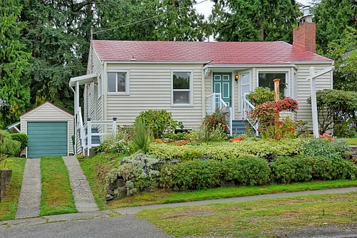 2717 NE 90th St Photo 1 2717 NE 90th St Photo 1