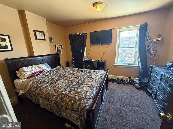 5th image of 1417 Edgmont Ave