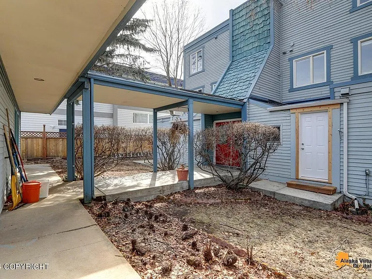 629 O St #102 — Photo 26
