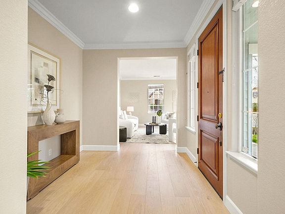 4th image of 2705 Salisbury Way