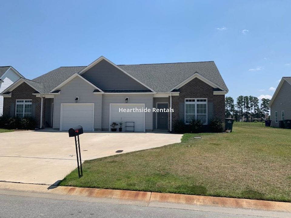 1st image of 2213B Remington Ct